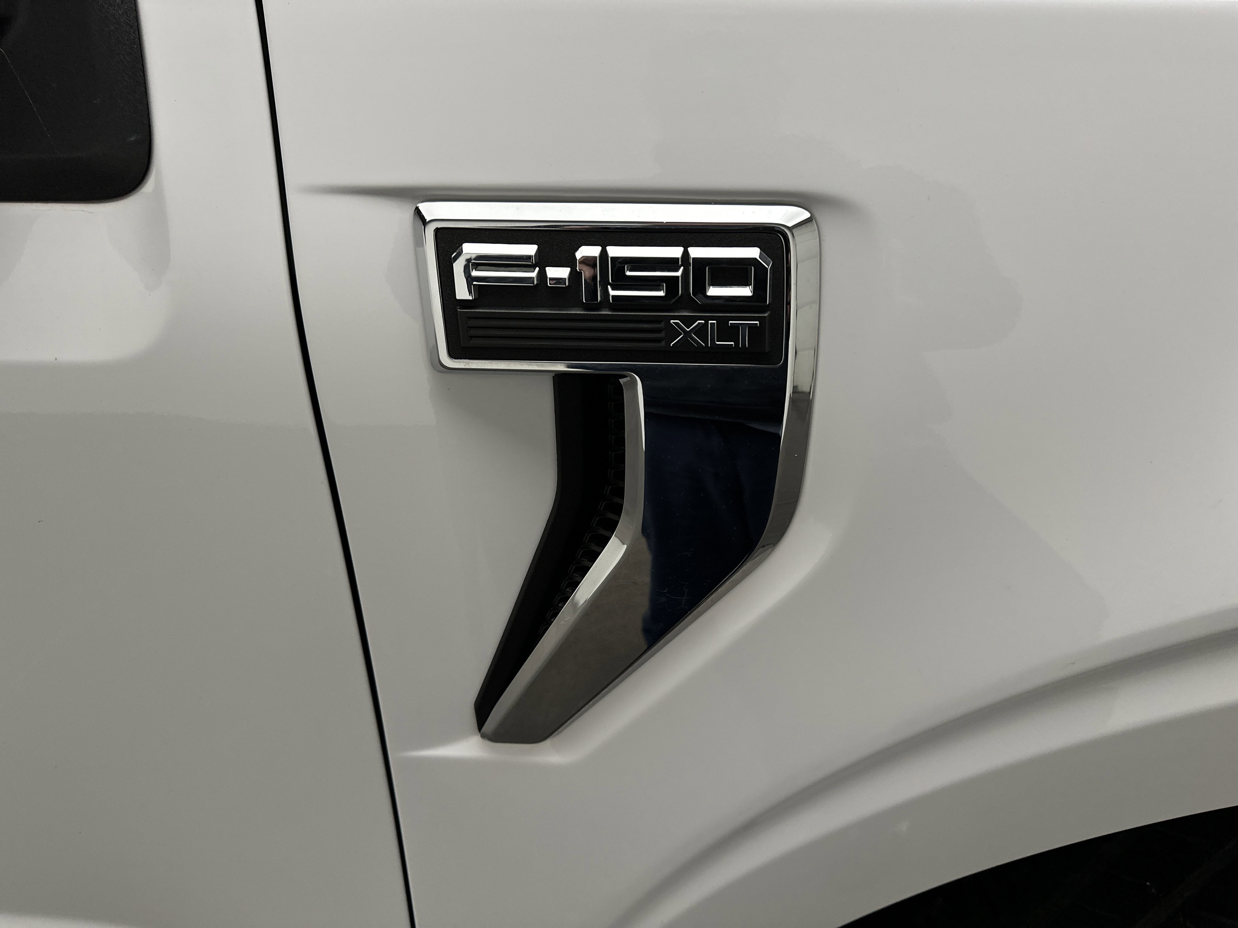 Used 2022 Ford F150 XLT image 14