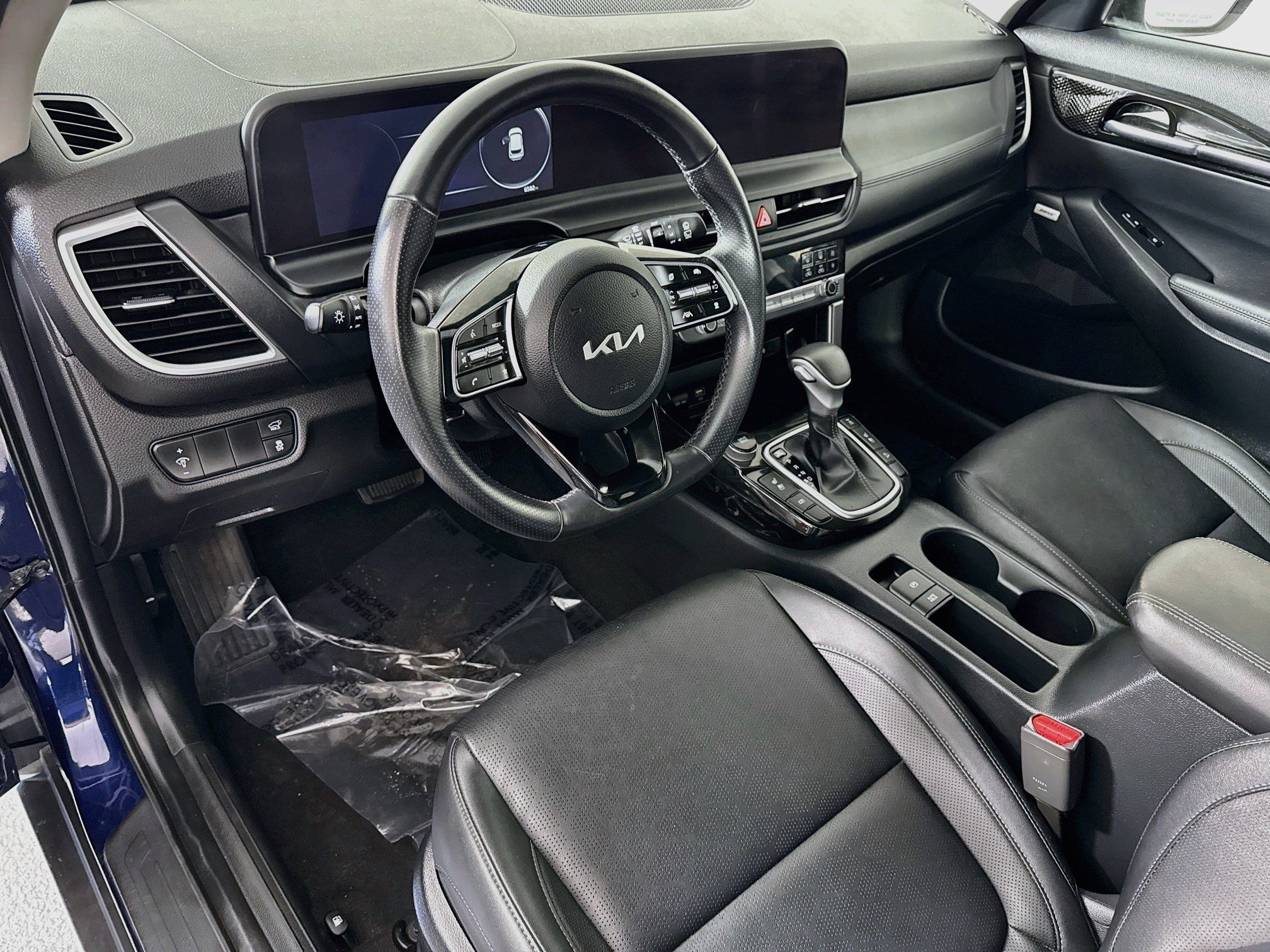Used 2024 Kia Seltos SX w/ SX Sunroof Package AWD/4WD image 23