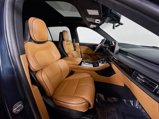 Used 2023 Lincoln Aviator Black Label w/ Dynamic Handling Package image 31