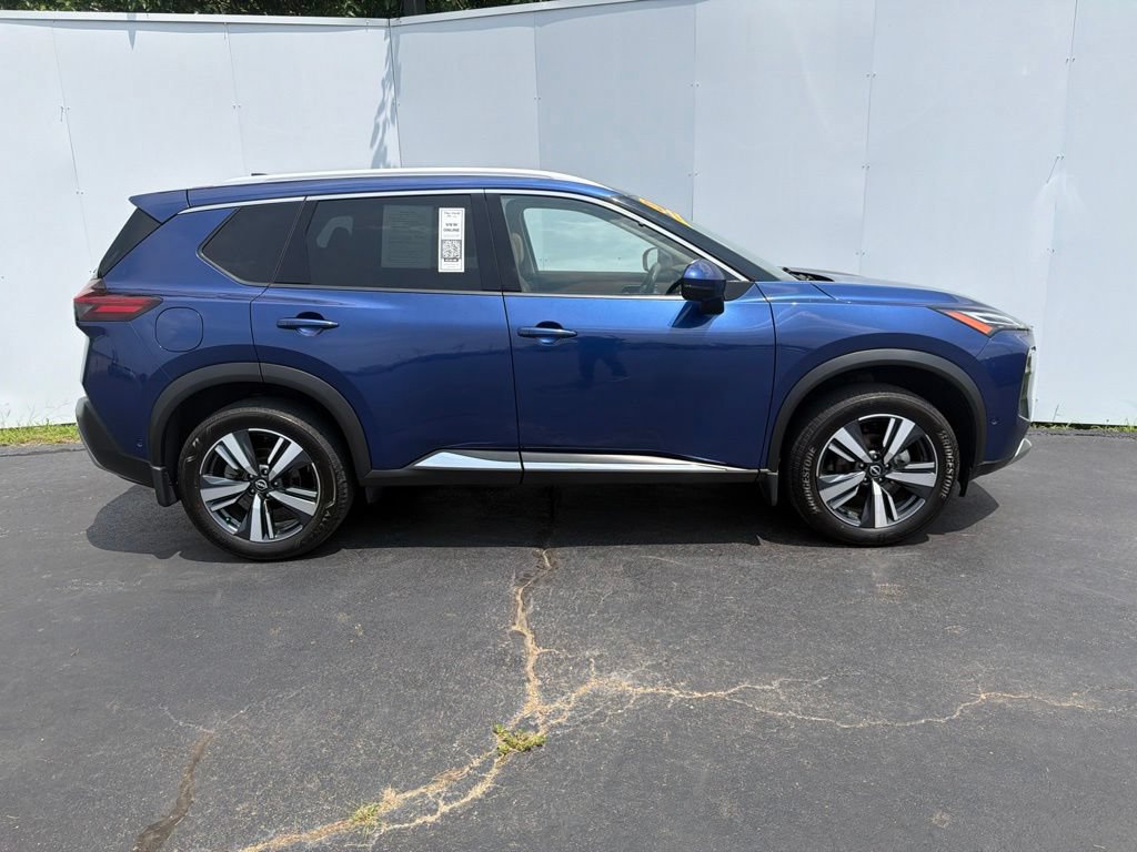 Used 2023 Nissan Rogue Platinum w/ Platinum Premium Package AWD/4WD image 2