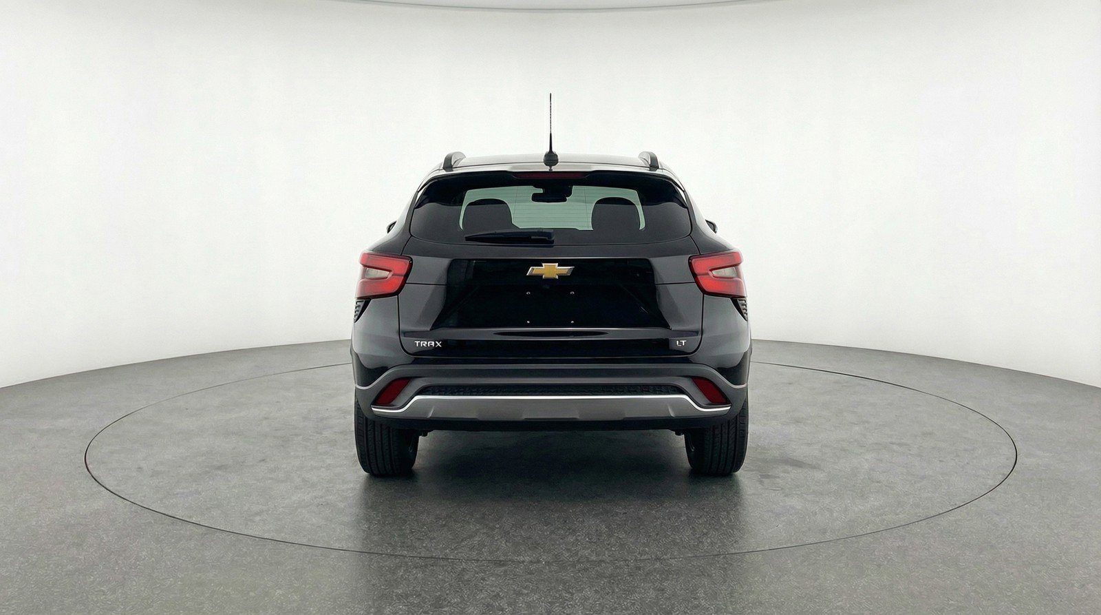 Used 2025 Chevrolet Trax LT w/ LT Convenience Package image 7