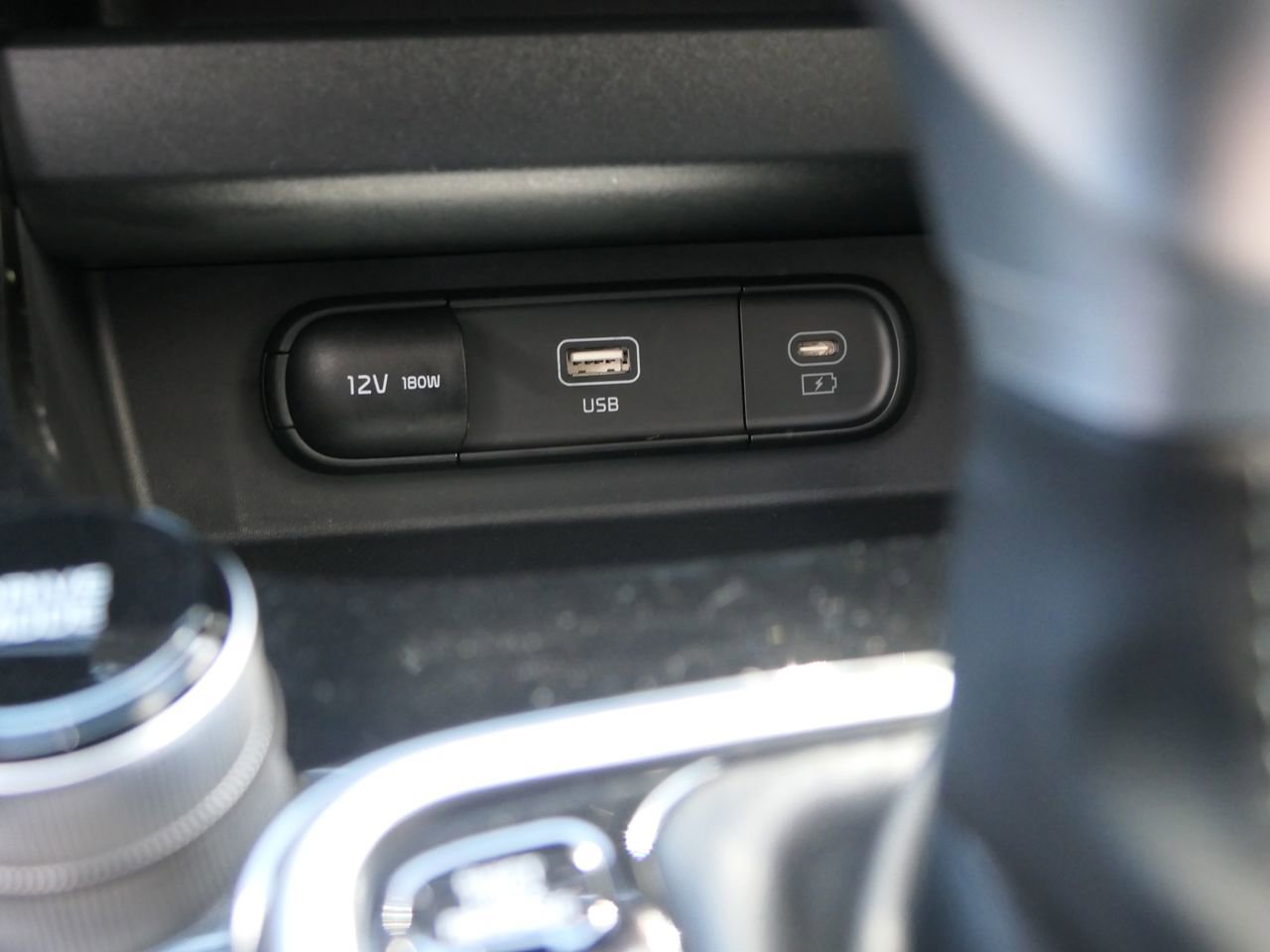 Certified 2025 Kia Seltos X-Line AWD/4WD image 20