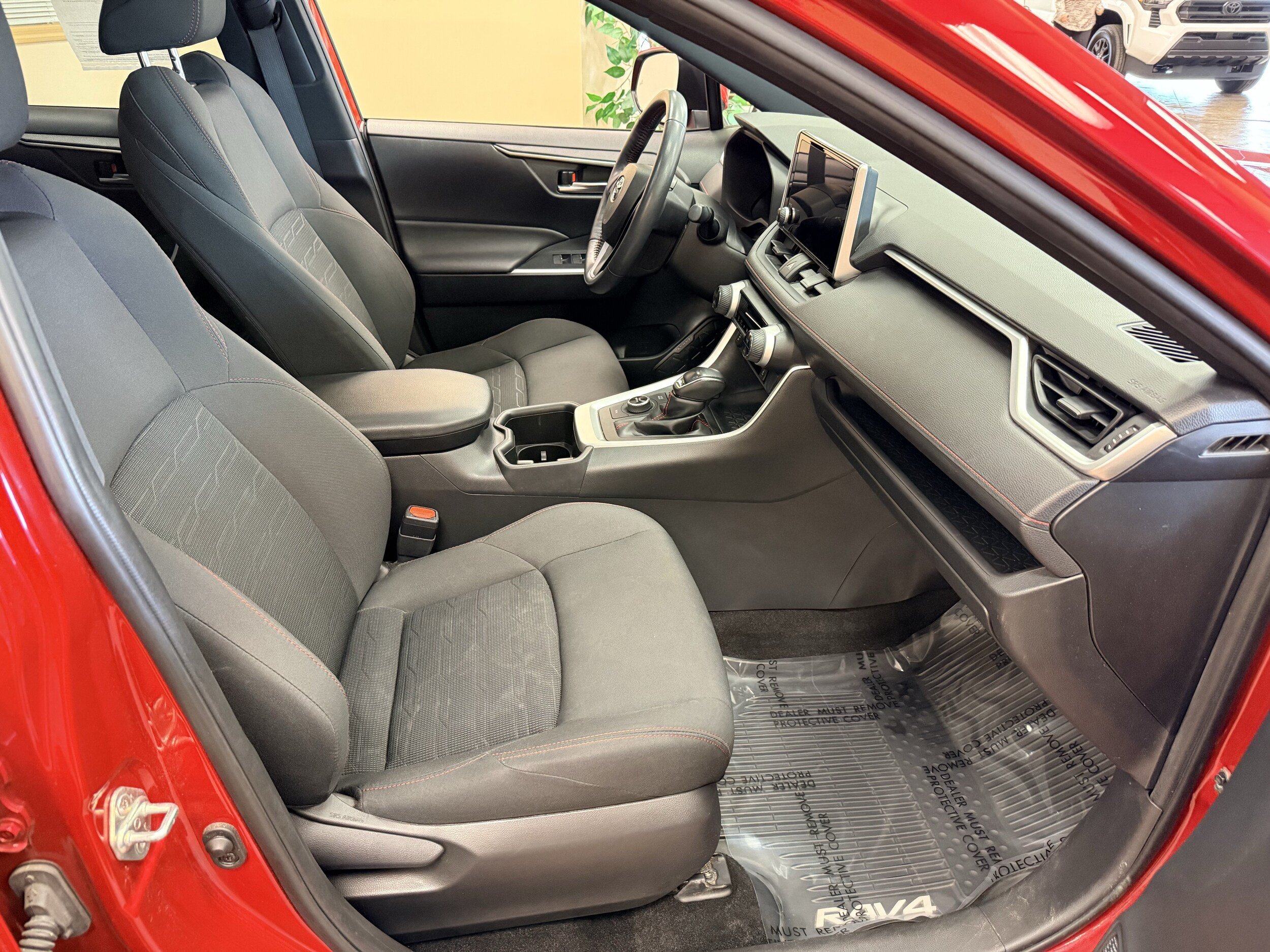 Used 2024 Toyota RAV4 SE w/ Weather & Moonroof Package AWD/4WD image 22