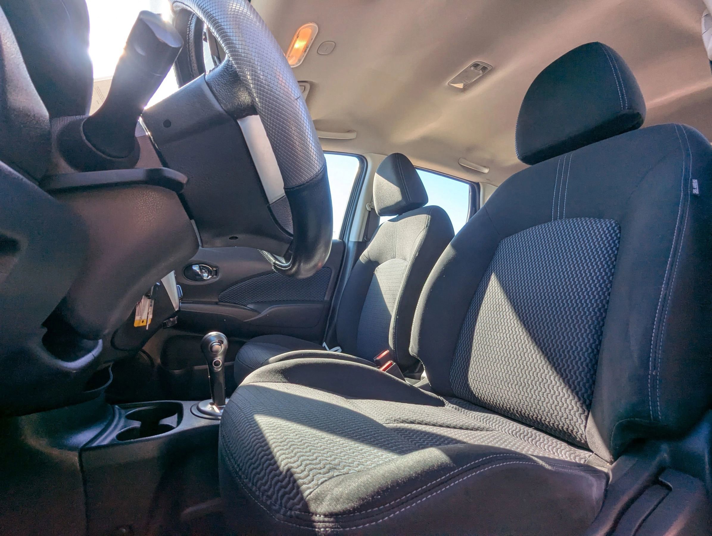 Used 2016 Nissan Versa Note SV image 17