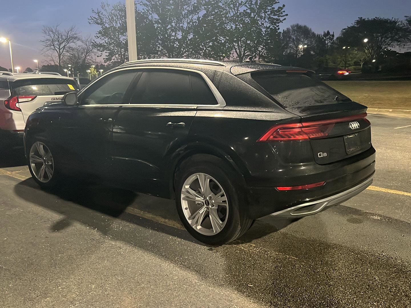 Used 2023 Audi Q8 Premium Plus image 10