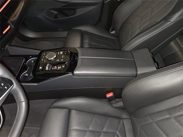 Used 2024 BMW 530i image 21