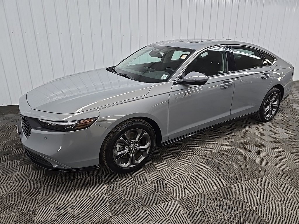 Used 2023 Honda Accord EX-L image 6