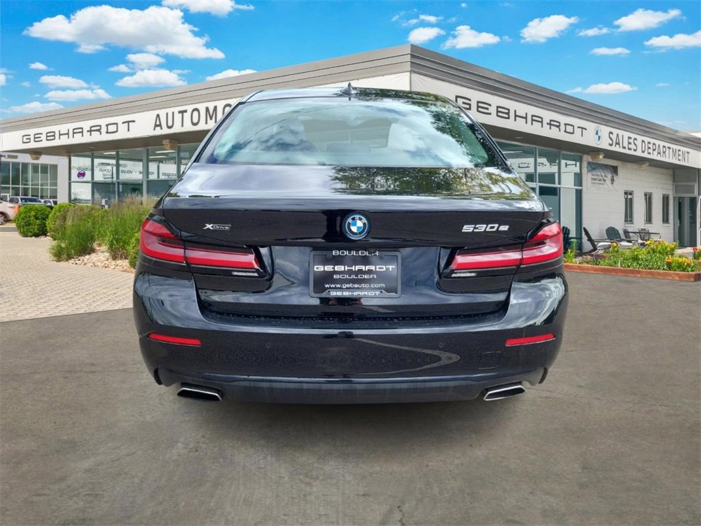 Used 2022 BMW 530e xDrive 530e iPerformance w/ Premium Package image 6