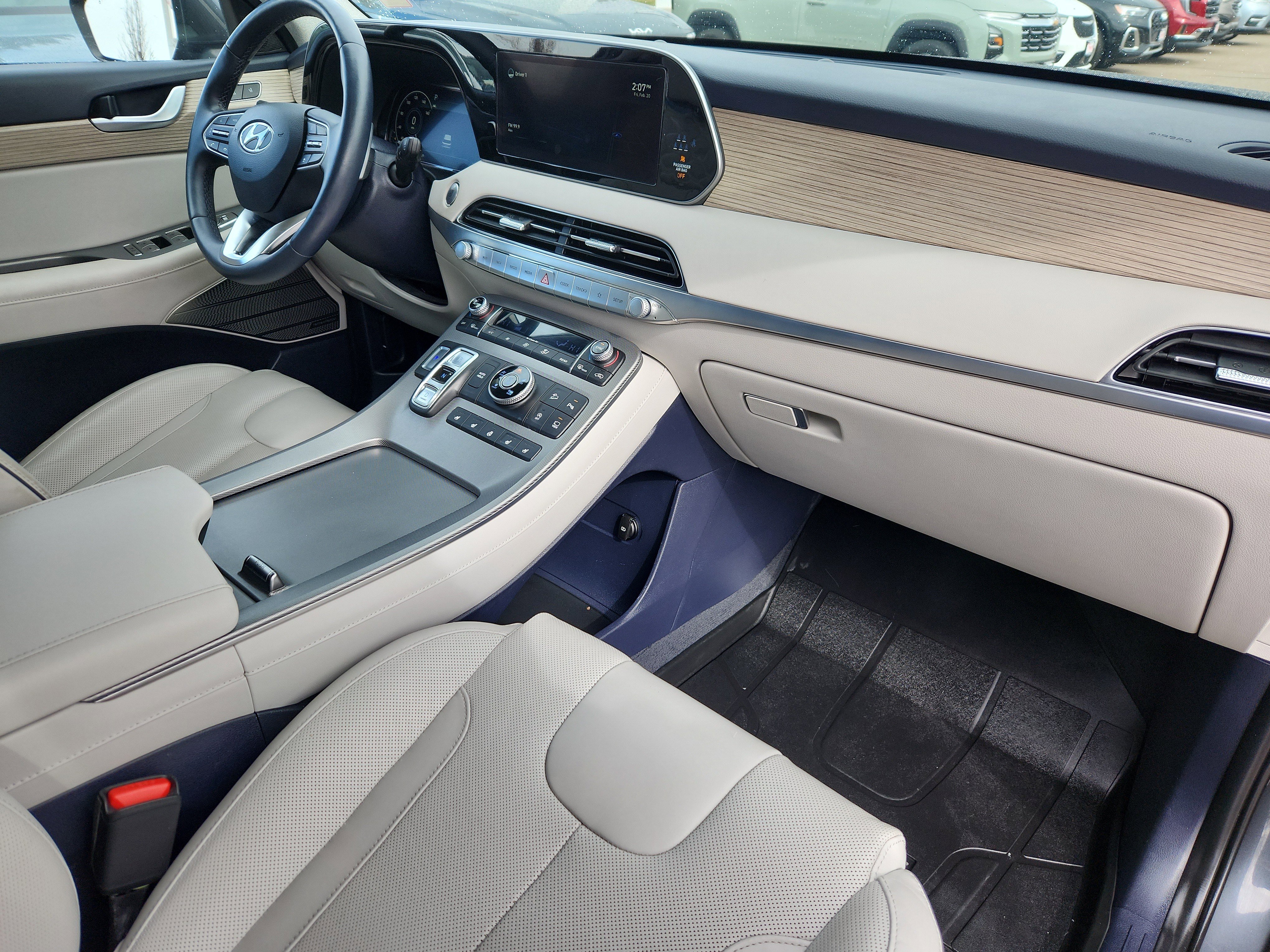 Used 2022 Hyundai Palisade Limited image 13