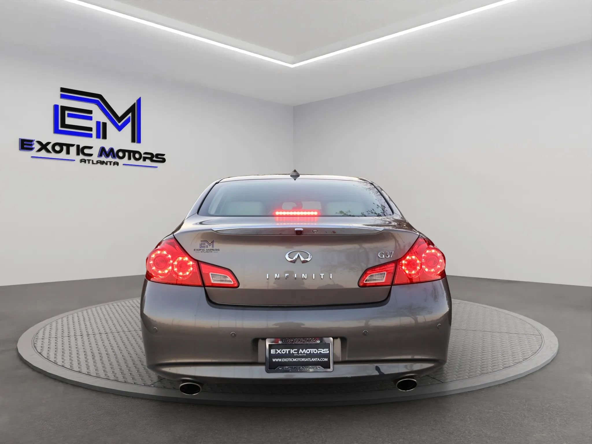 Used 2011 INFINITI G37 Journey w/ Premium Pkg image 4