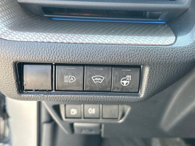 Used 2023 Toyota Prius XLE FWD image 19