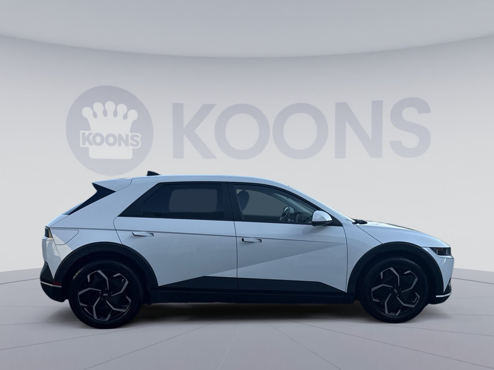 Used 2024 Hyundai Ioniq 5 SEL AWD/4WD image 8