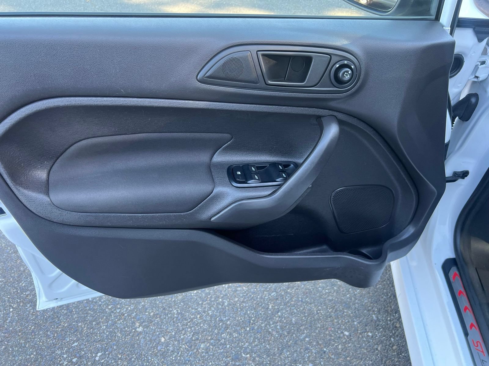 Used 2019 Ford Fiesta ST-Line w/ ST Line Cold Weather Package FWD image 19