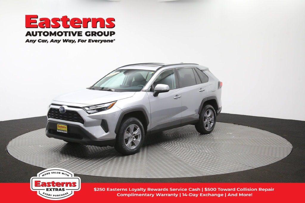 Used 2022 Toyota RAV4 XLE w/ Convenience Package AWD/4WD image 57