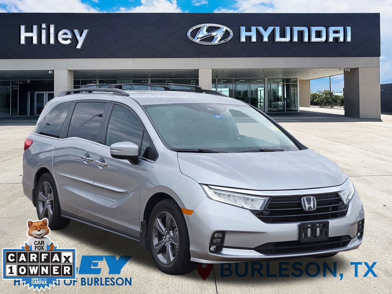 Used 2023 Honda Odyssey EX image 2