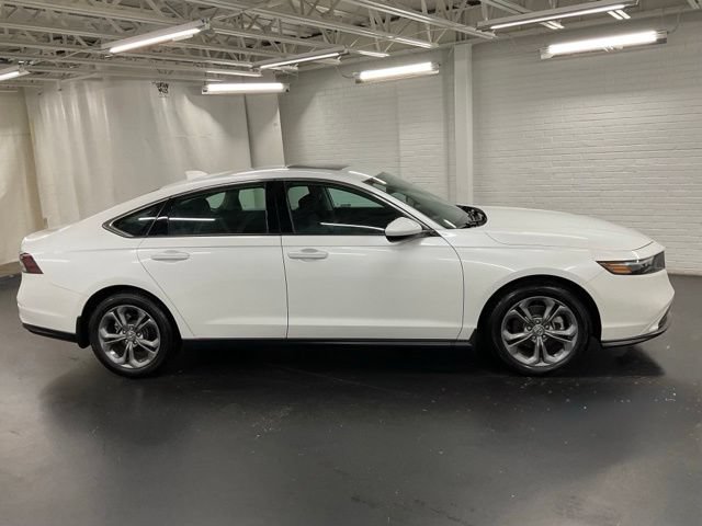 Certified 2024 Honda Accord EX image 6