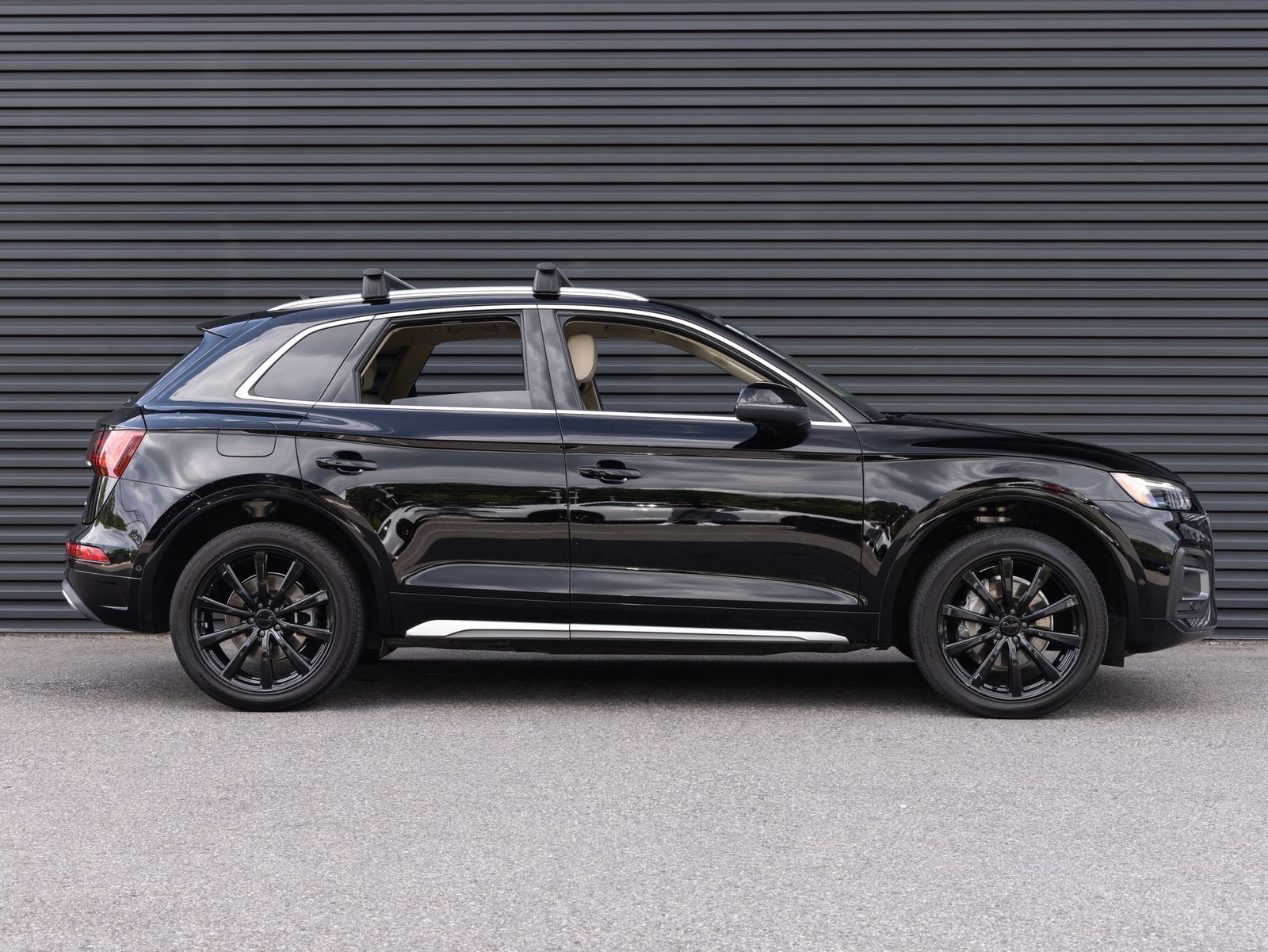 Used 2021 Audi Q5 Prestige w/ Prestige Package AWD/4WD image 6