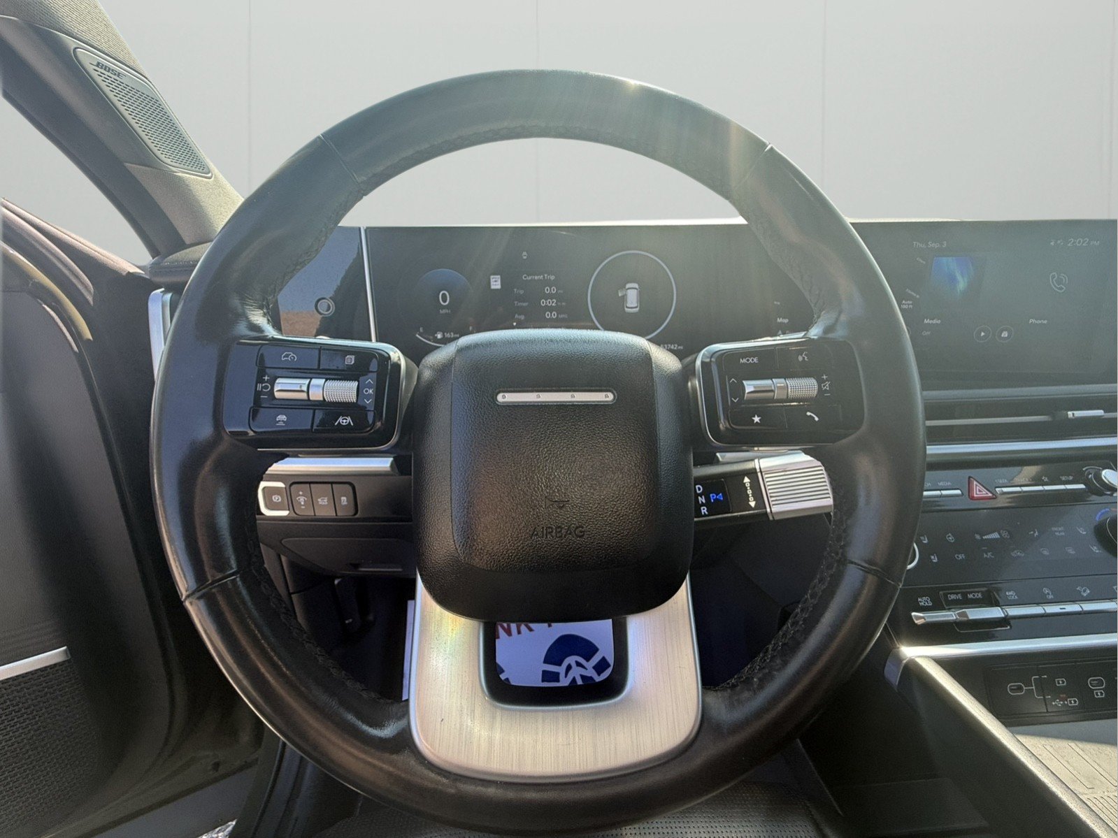 Used 2024 Hyundai Santa Fe Limited AWD/4WD image 16