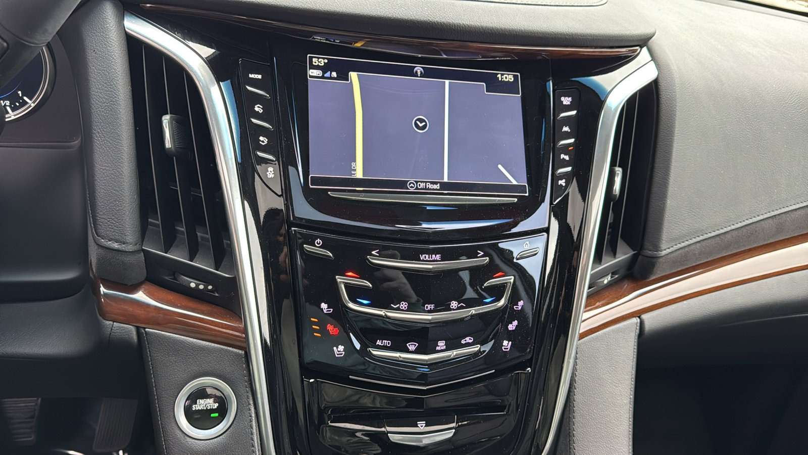 Used 2018 Cadillac Escalade Luxury image 19
