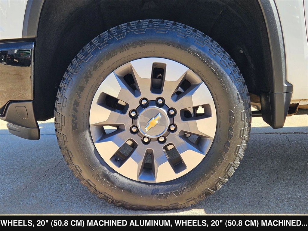 Used 2024 Chevrolet Silverado 2500 Custom w/ Custom Value Package image 32