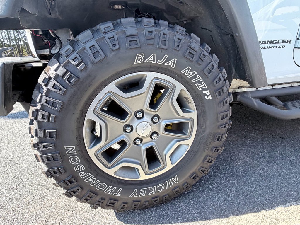 Used 2014 Jeep Wrangler Unlimited Rubicon w/ Connectivity Group image 30