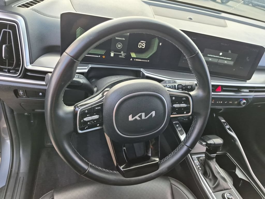 Certified 2024 Kia Sorento S w/ Panoramic Sunroof Package FWD image 11