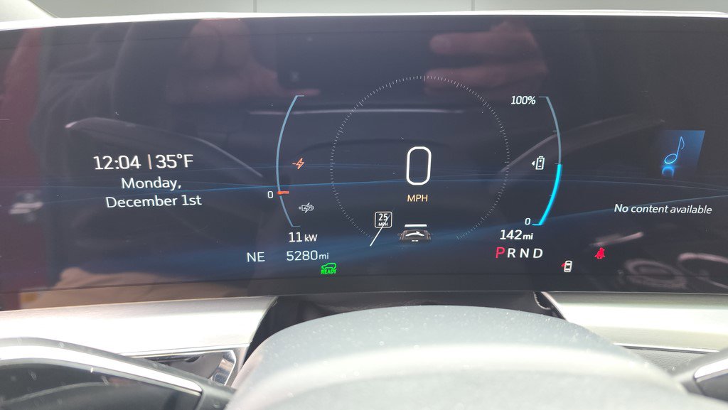 Certified 2025 Cadillac Lyriq Sport image 22