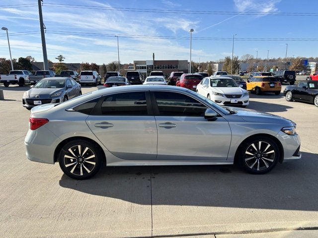 Certified 2022 Honda Civic EX image 4