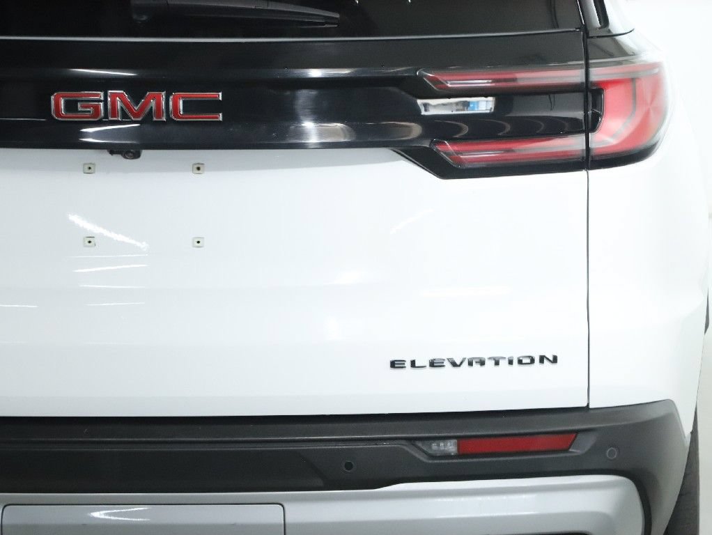 Used 2024 GMC Acadia Elevation FWD image 44