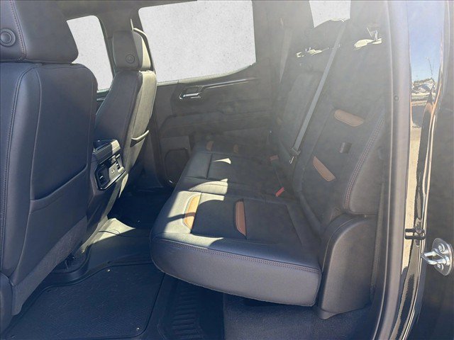 Used 2025 GMC Sierra 1500 AT4 w/ AT4 Premium Package AWD/4WD image 21