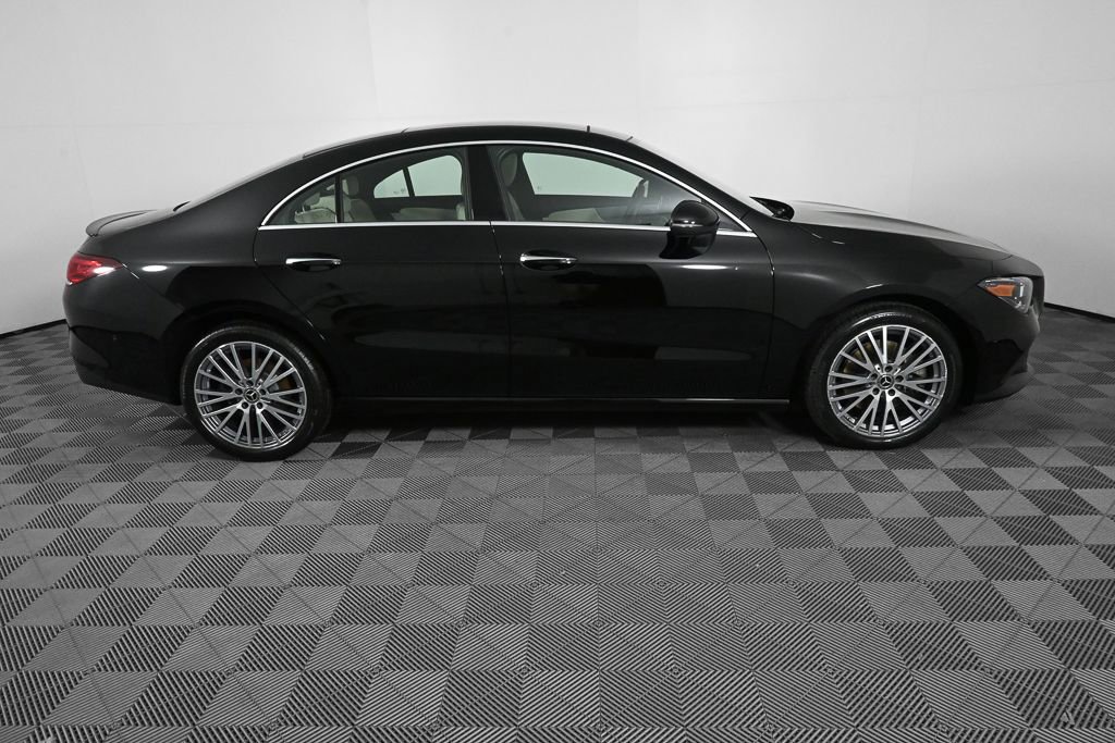 Used 2023 Mercedes-Benz CLA 250 image 25