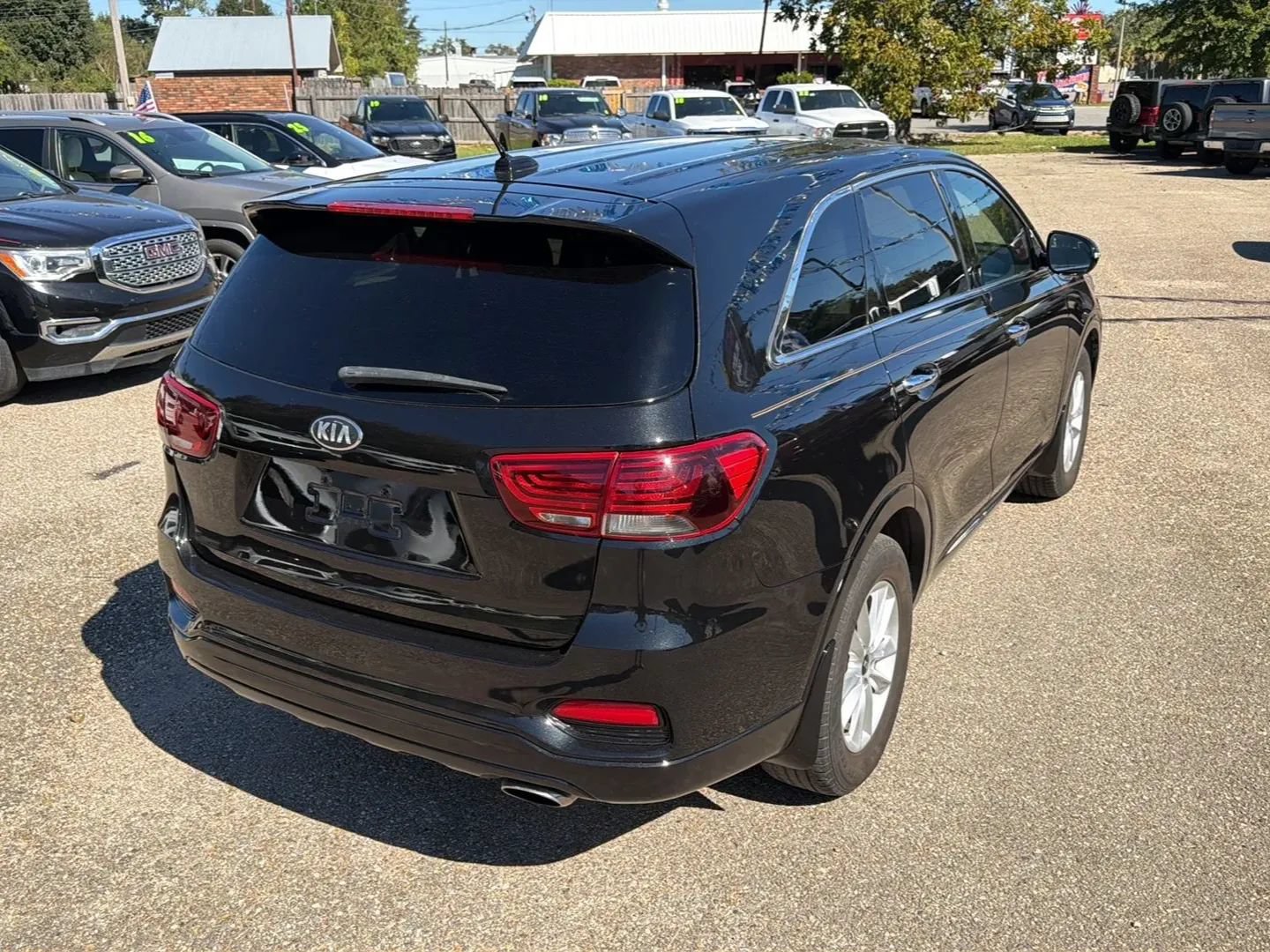Used 2020 Kia Sorento LX FWD image 9