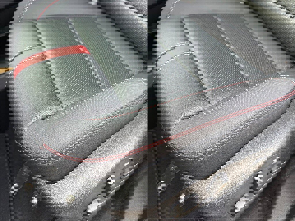 Used 2026 Chevrolet Traverse RS image 16