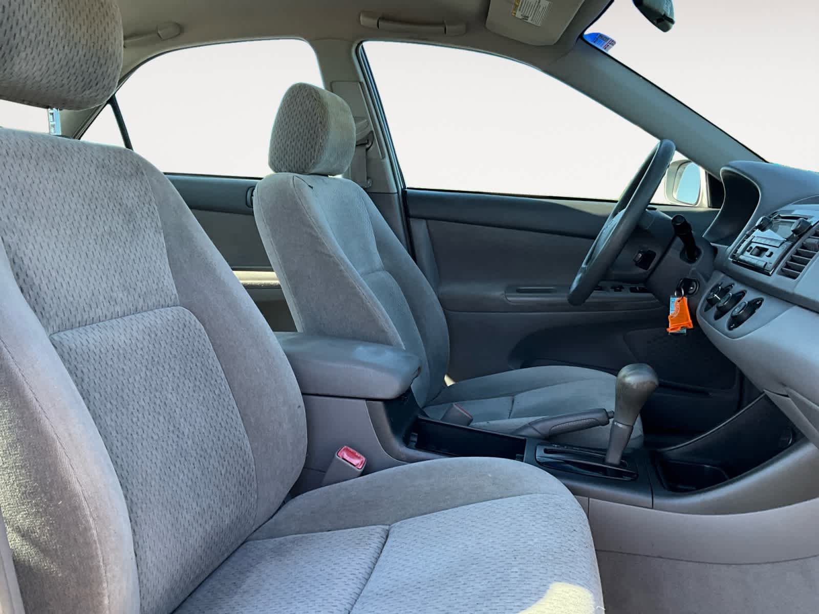 Used 2004 Toyota Camry LE FWD image 17