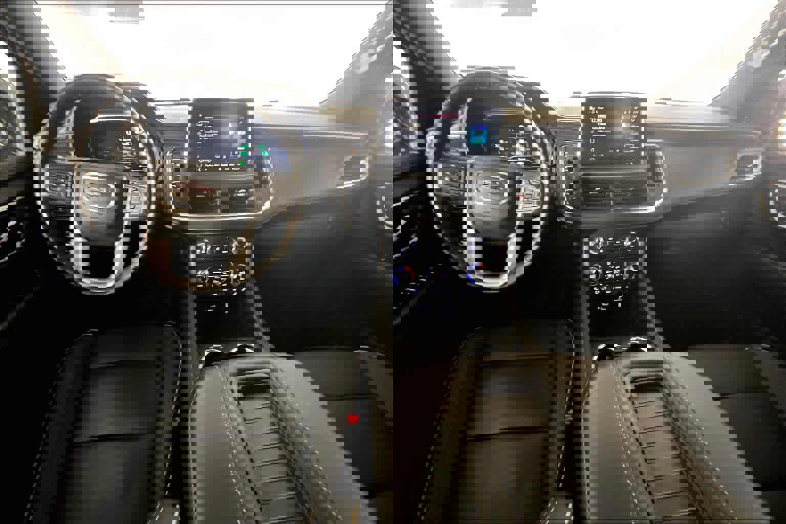 Certified 2022 GMC Yukon SLT w/ SLT Premium Package image 16