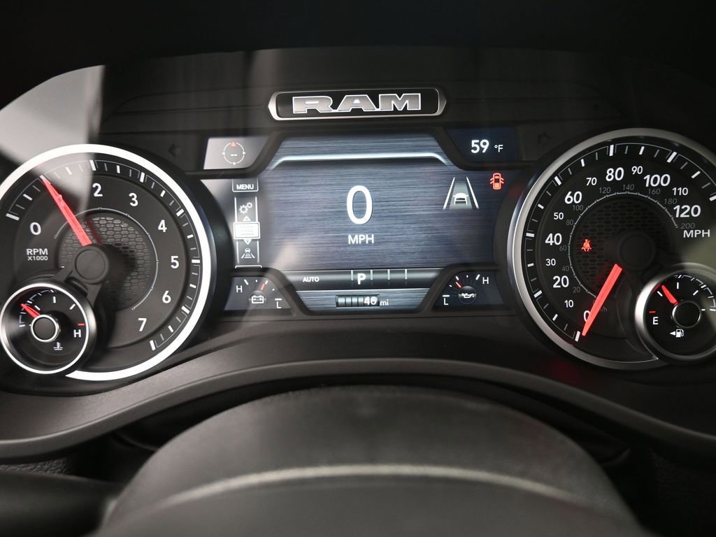 New 2026 RAM 1500 4x4 Crew Cab image 39