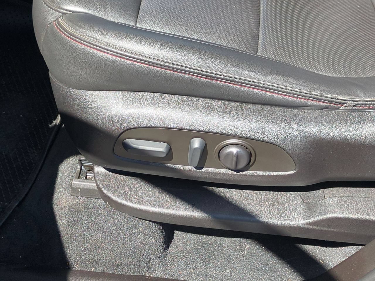 Used 2023 Chevrolet Traverse RS w/ LPO, Cargo Package FWD image 35