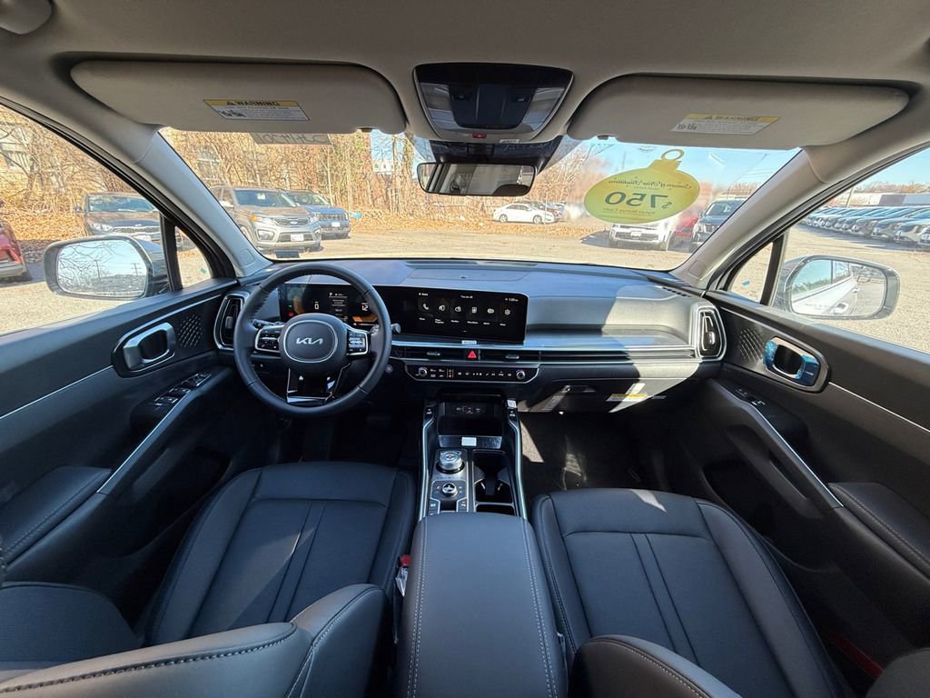 New 2025 Kia Sorento EX image 24