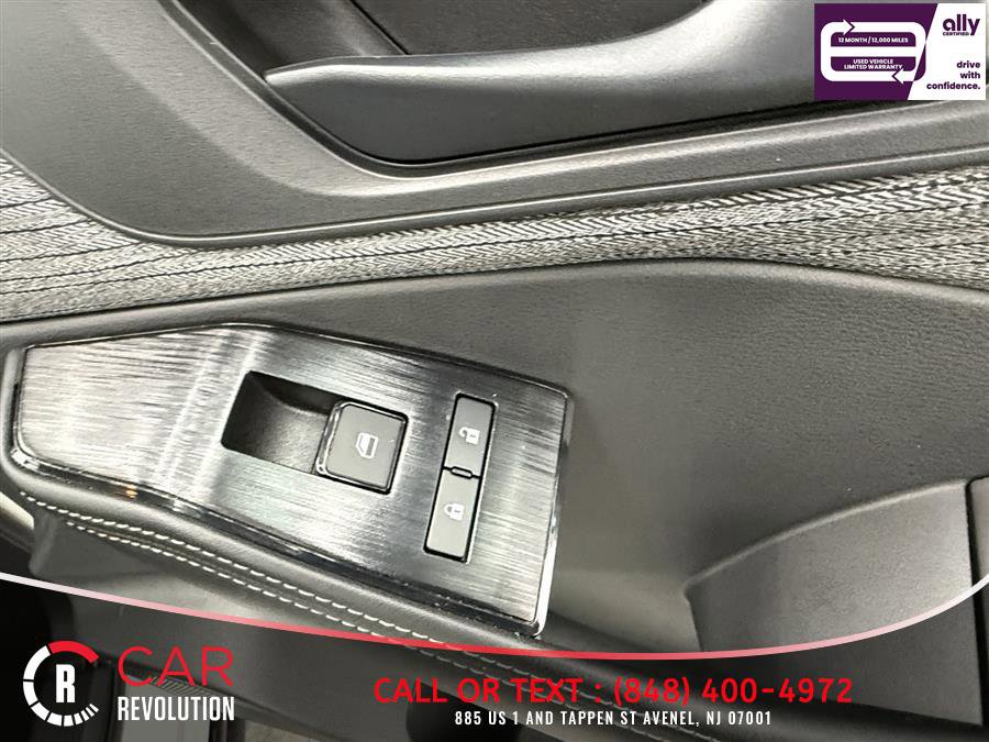 Used 2021 Nissan Rogue S AWD/4WD image 37