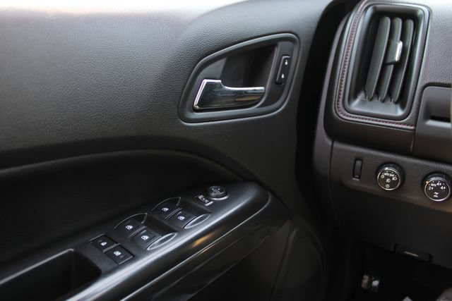 Used 2015 GMC Canyon SLE w/ All-Terrain Package AWD/4WD image 14