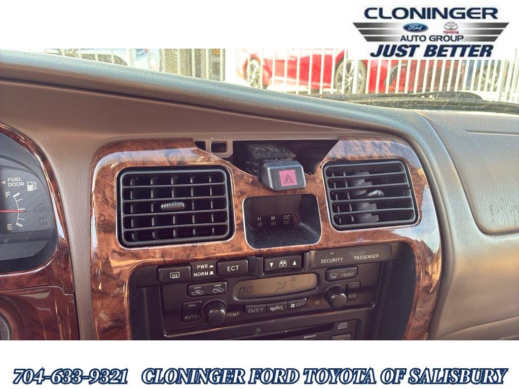 Used 1999 Toyota 4Runner Limited image 1