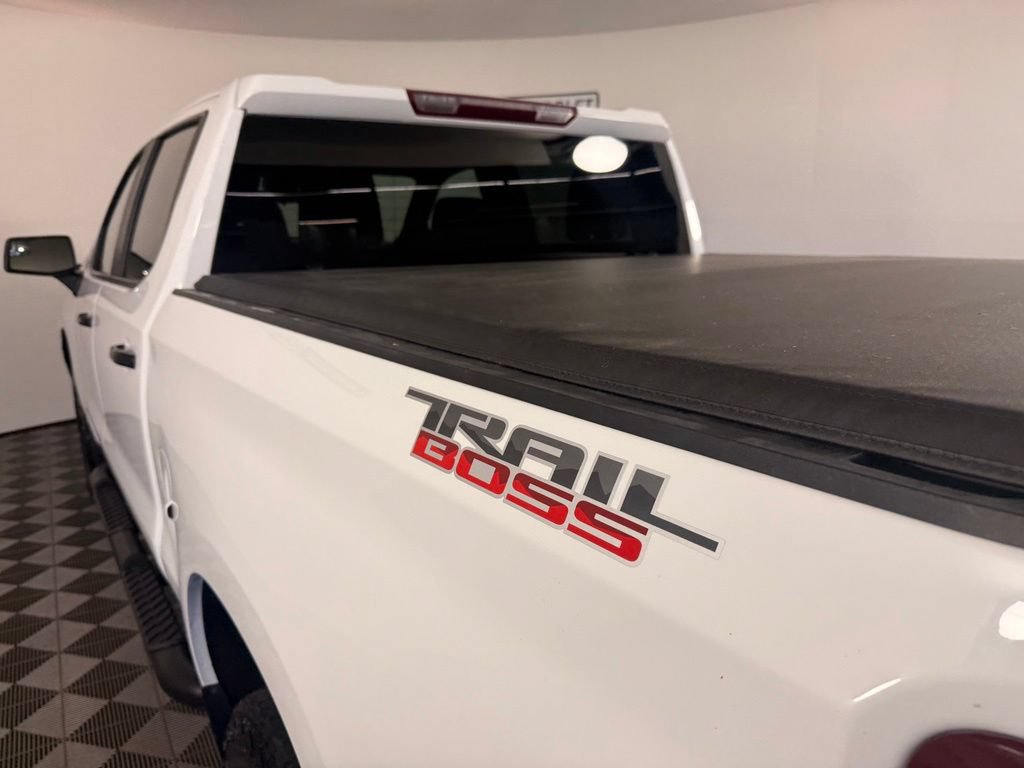 Used 2024 Chevrolet Silverado 1500 LT Trail Boss w/ Protection Package AWD/4WD image 10