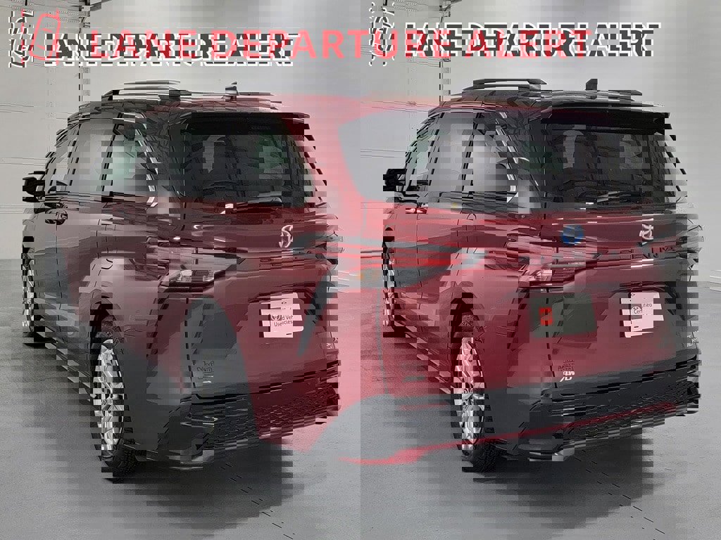 Certified 2021 Toyota Sienna XSE w/ XSE Plus Package image 7