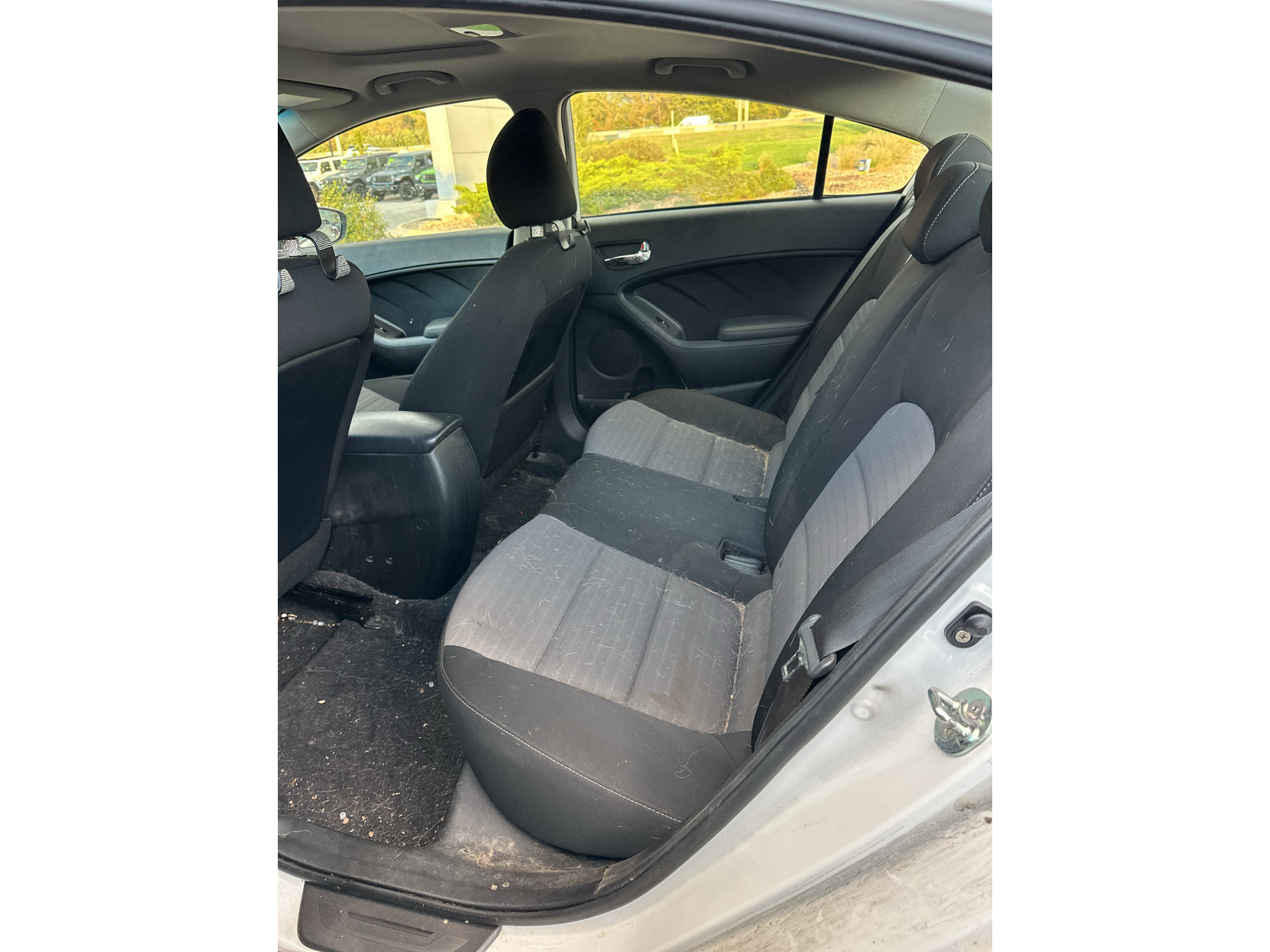 Used 2018 Kia Forte S w/ S Technology Plus Package FWD image 6