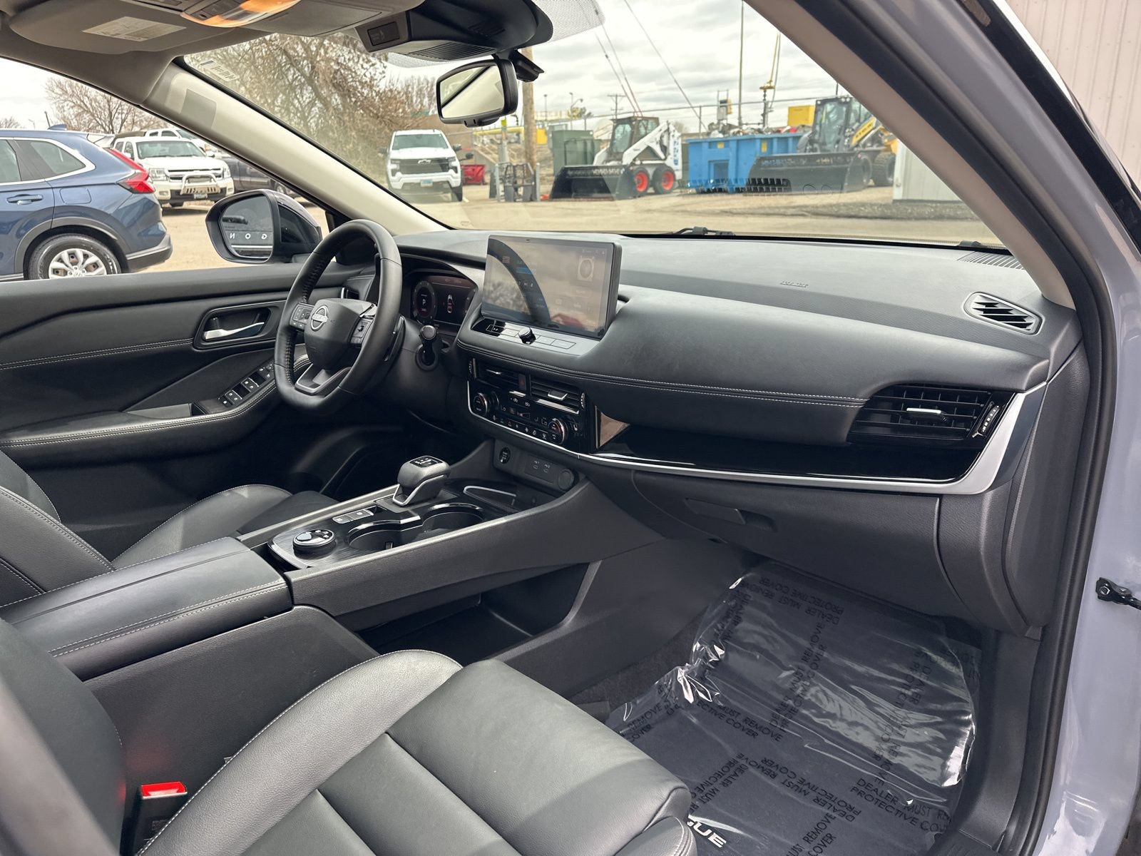Used 2025 Nissan Rogue SL w/ SL Premium Package AWD/4WD image 35