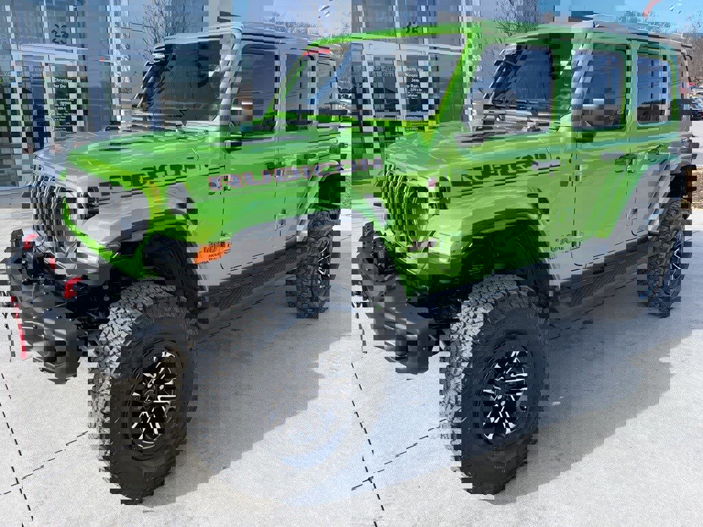 Used 2025 Jeep Wrangler Unlimited Rubicon image 1