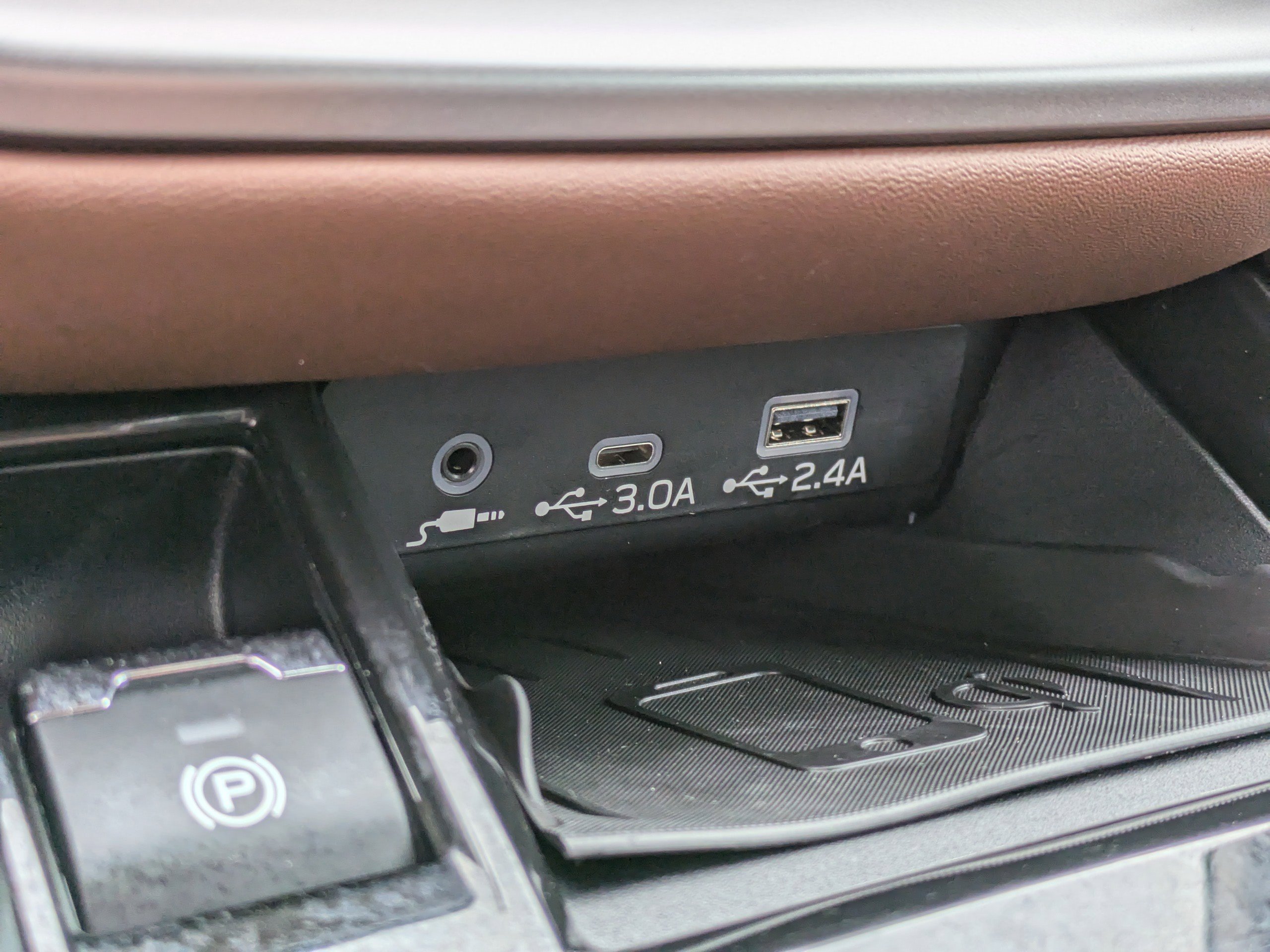 Certified 2025 Subaru Outback Touring image 32