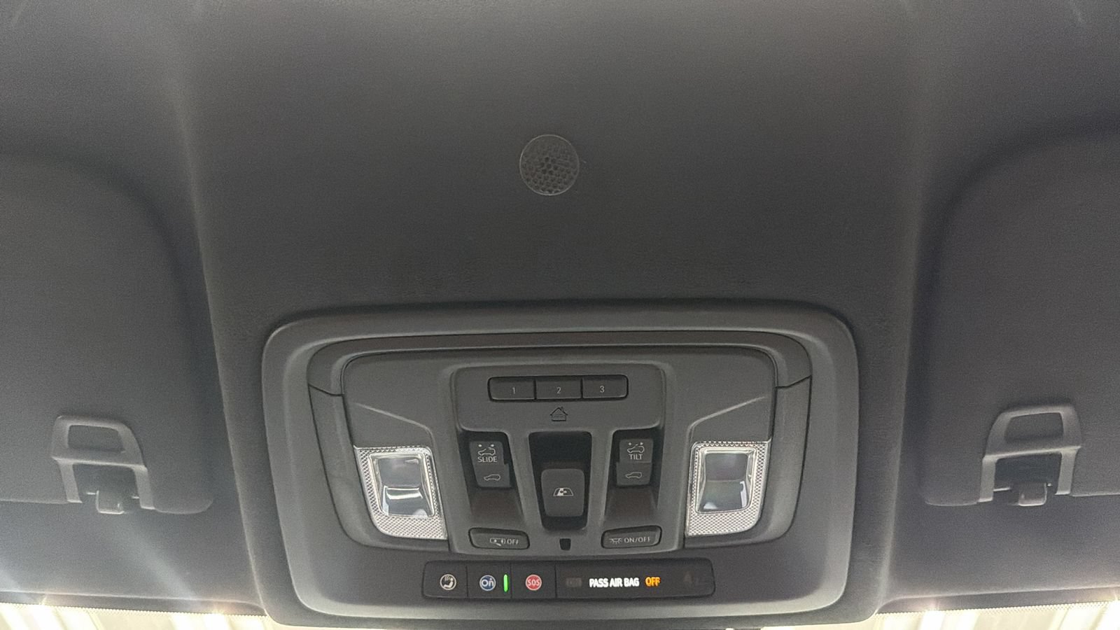 Used 2025 GMC Sierra 1500 Denali Ultimate AWD/4WD image 35