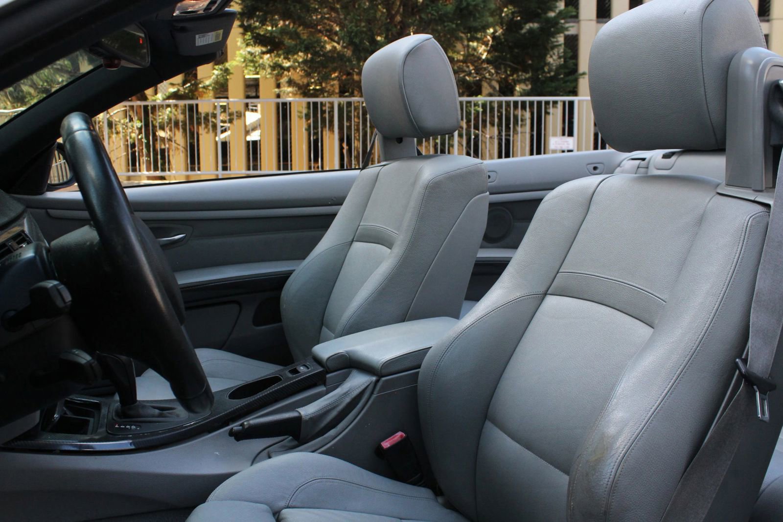 Used 2007 BMW 328i Convertible RWD image 16