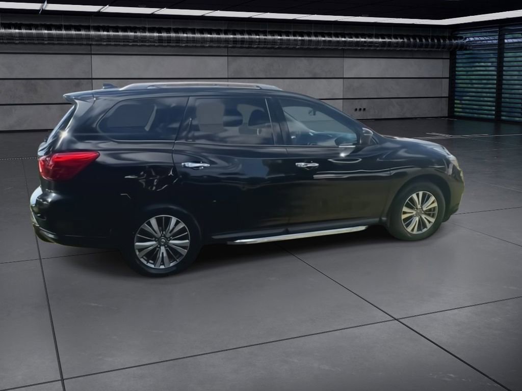 Used 2019 Nissan Pathfinder SL image 9